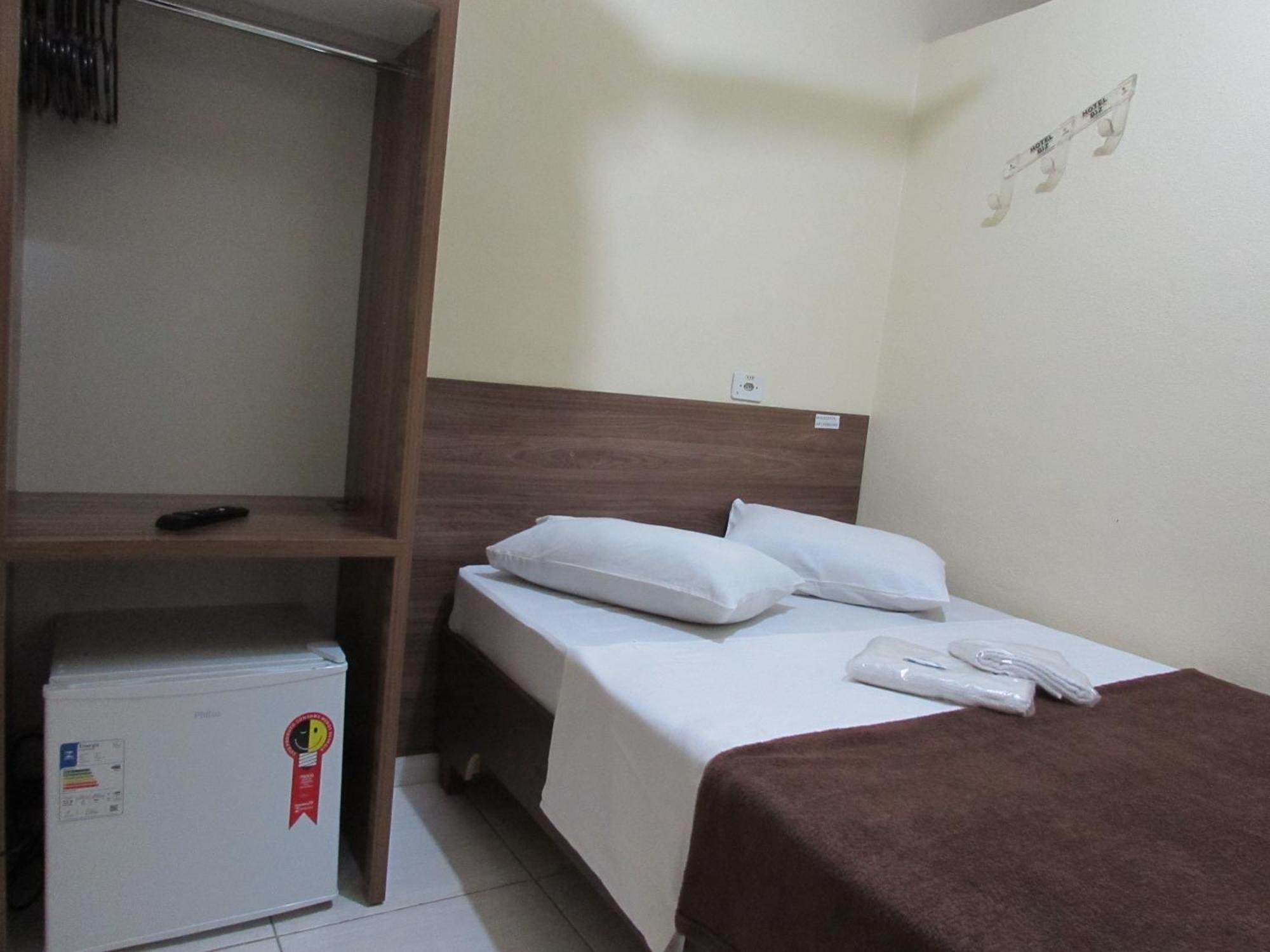 Hotel Biz A 8 Minutos Do Bras, A 15 Minutos Da 25 De Marco E A 8 Minutos Do Bom Retiro Сао Паоло Екстериор снимка