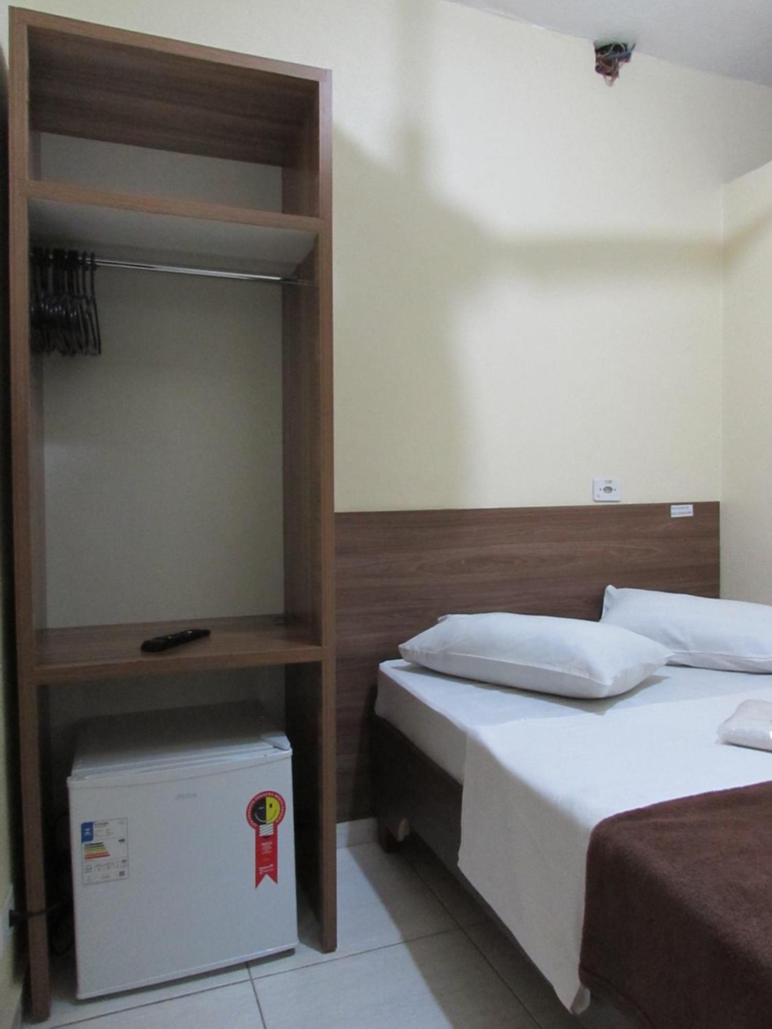 Hotel Biz A 8 Minutos Do Bras, A 15 Minutos Da 25 De Marco E A 8 Minutos Do Bom Retiro Сао Паоло Екстериор снимка